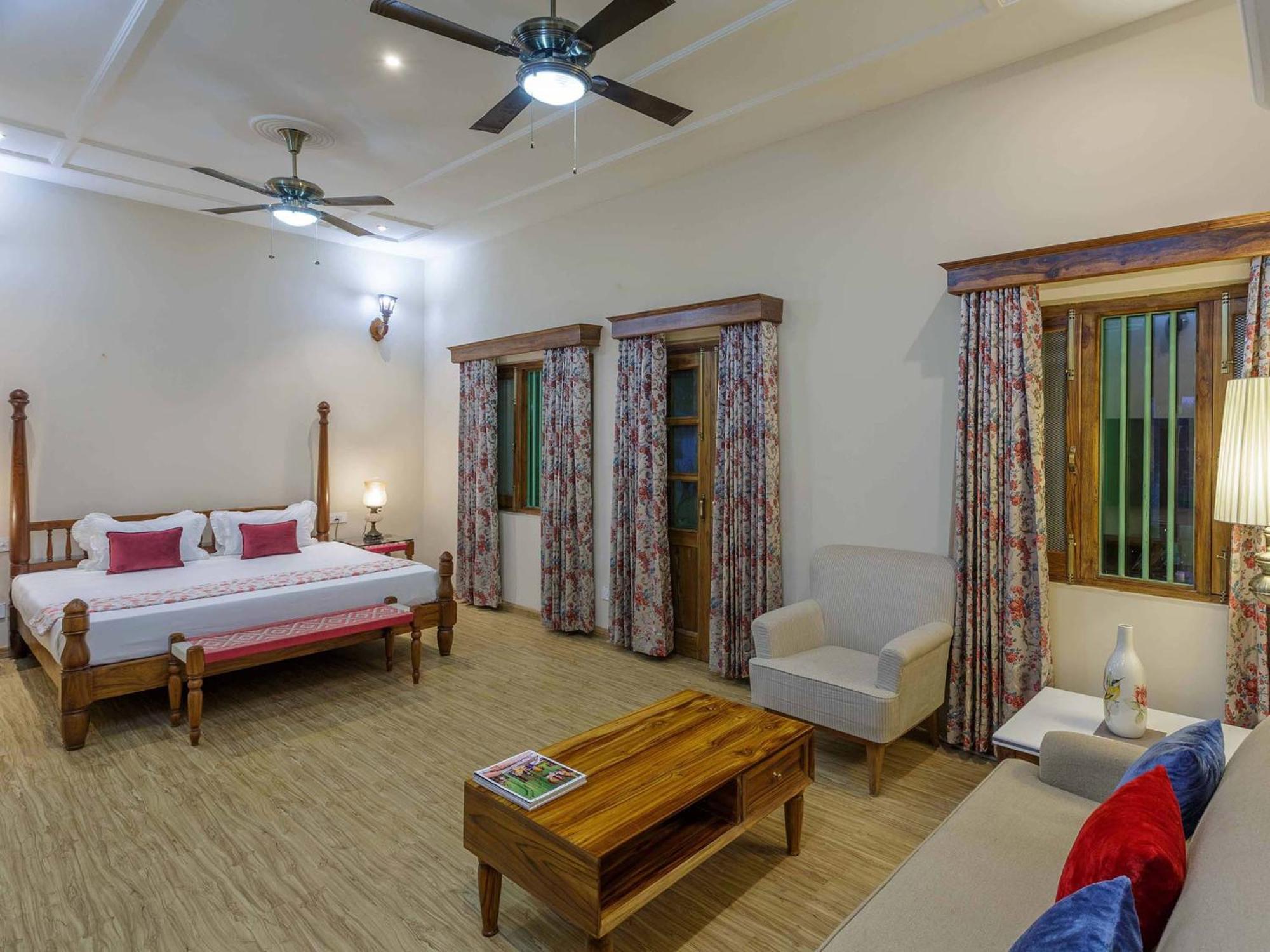 Hotel Namaste Dwaar - The Gateway To Rural India Khatauli Exterior foto